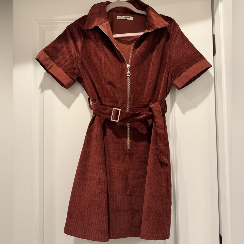 BROWN CORDUROY MINI DRESS WITH ZIPPER AND BELT